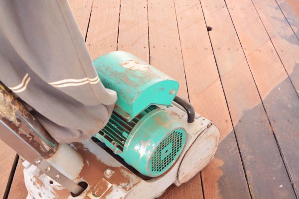 Cost of Cedar Deck Sanding in Los Gatos